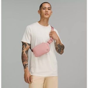 Lulu lemon everywhere belt bag